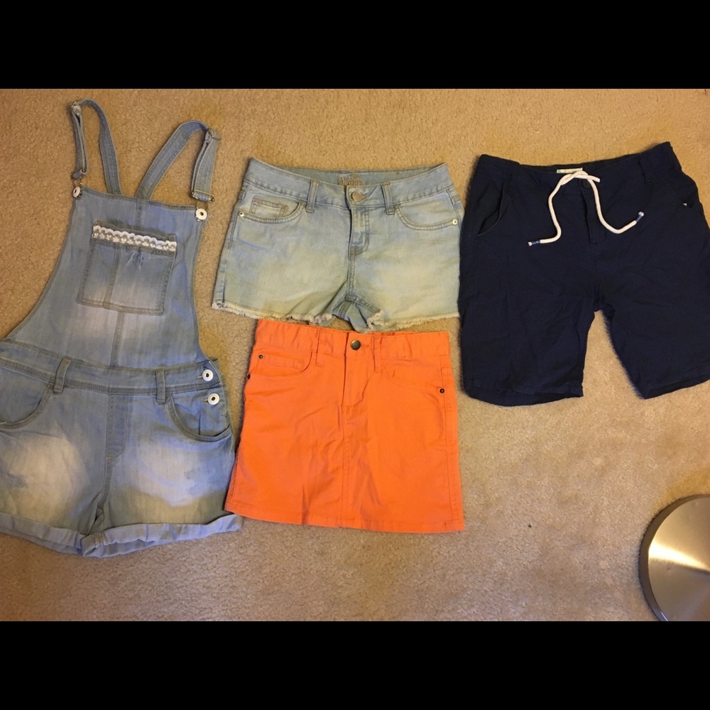 4 pieces set of girl’s clothes (size 10)